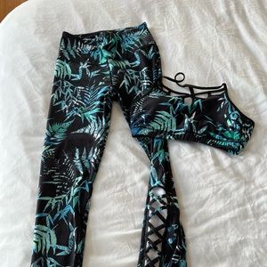 Kyodan yoga tropical set.